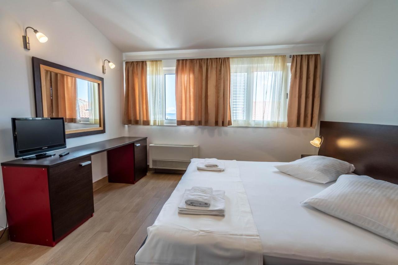 Pansion Epetium Hotel Stobreč Eksteriør billede