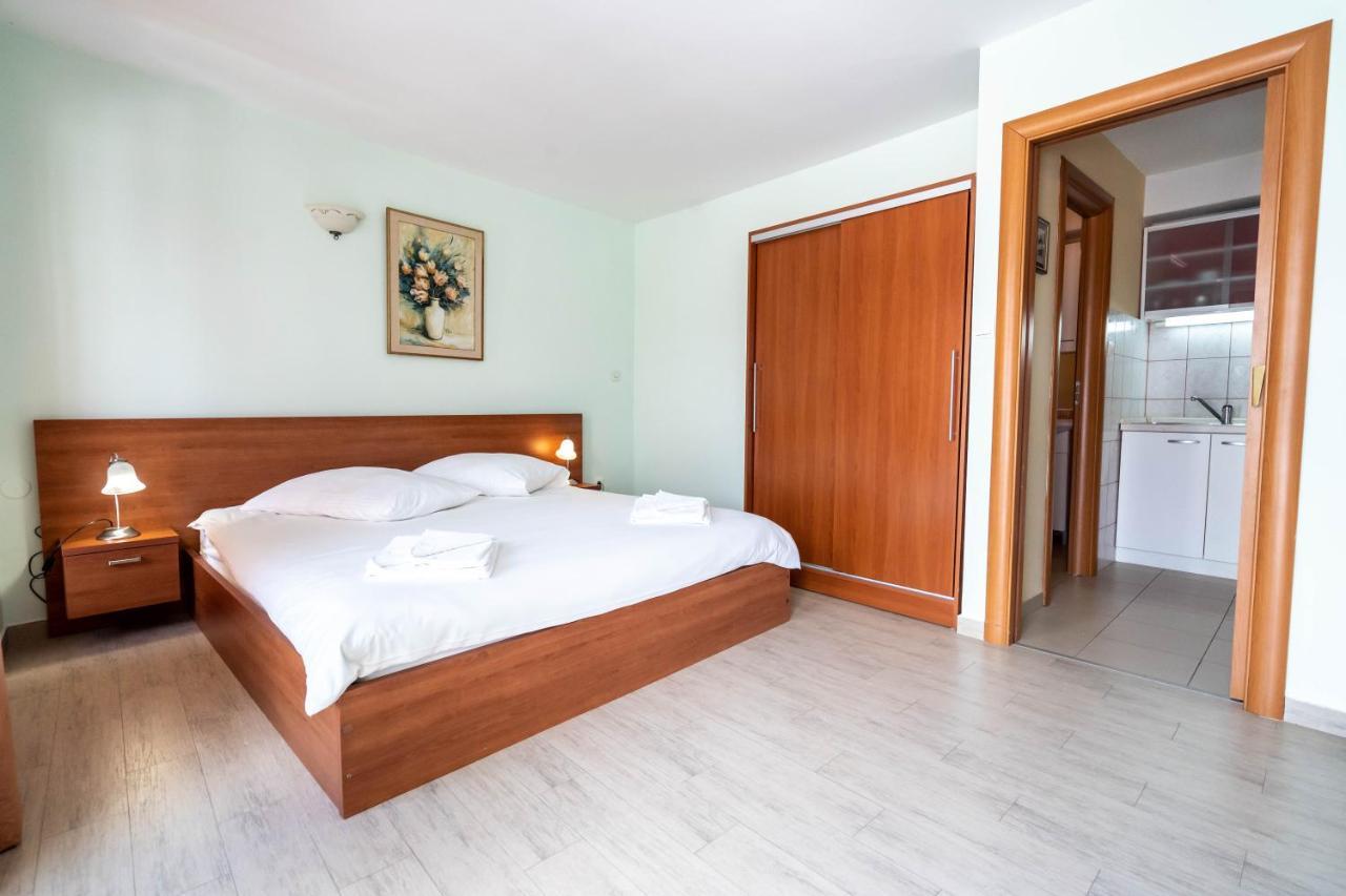 Pansion Epetium Hotel Stobreč Eksteriør billede