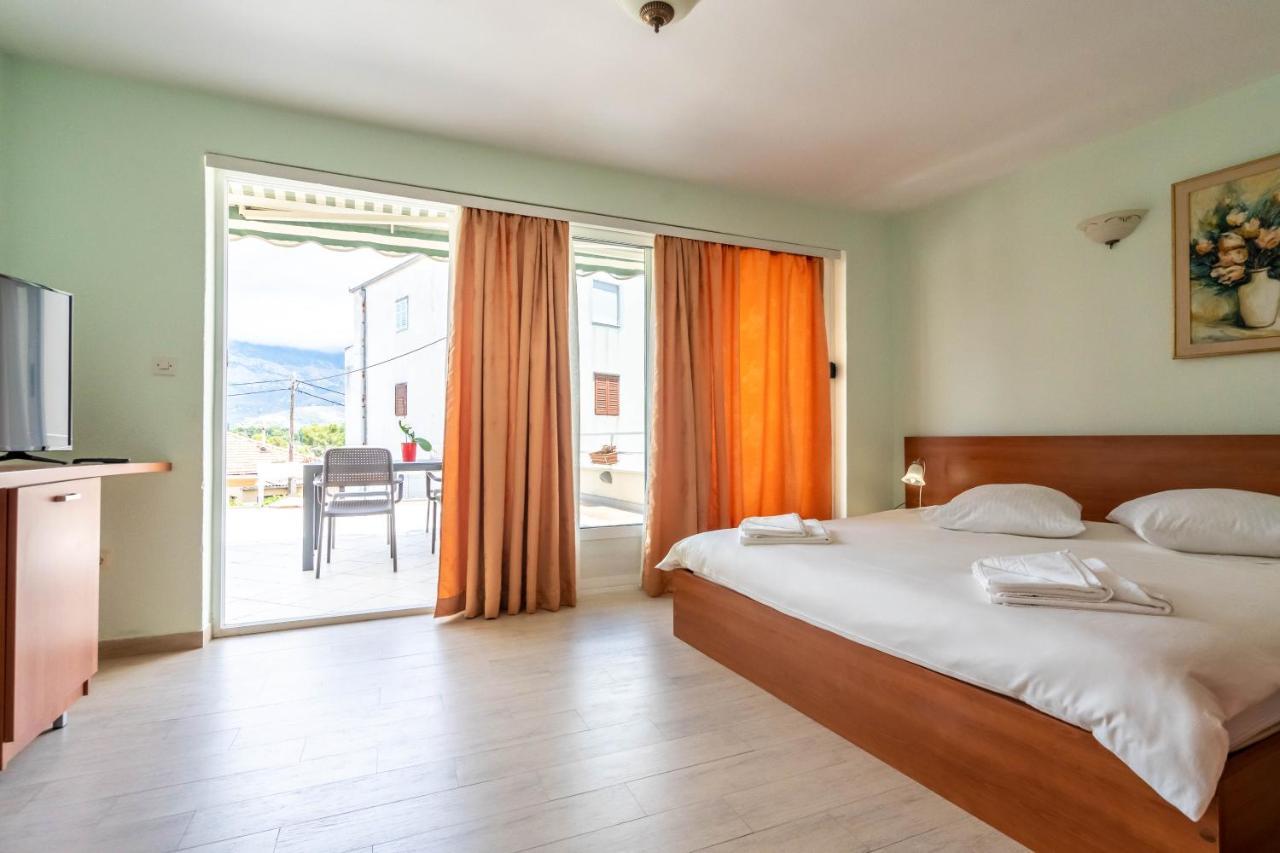 Pansion Epetium Hotel Stobreč Eksteriør billede