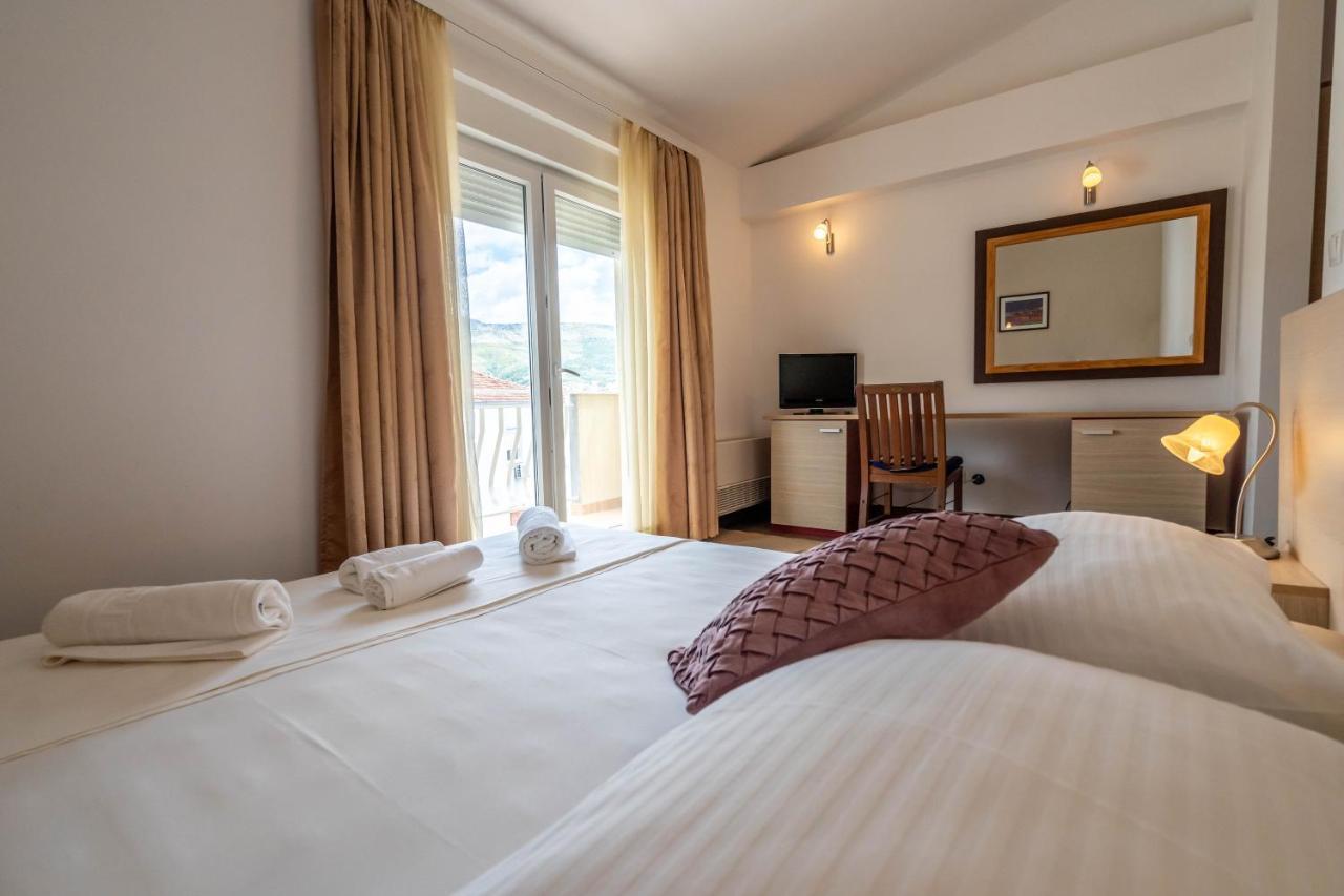 Pansion Epetium Hotel Stobreč Eksteriør billede