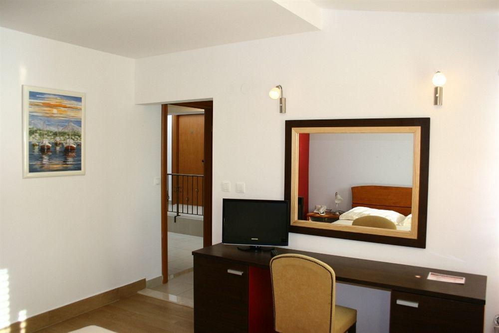 Pansion Epetium Hotel Stobreč Eksteriør billede