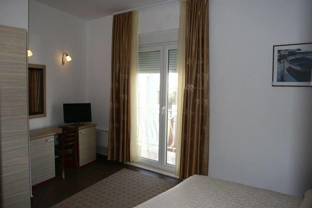 Pansion Epetium Hotel Stobreč Eksteriør billede